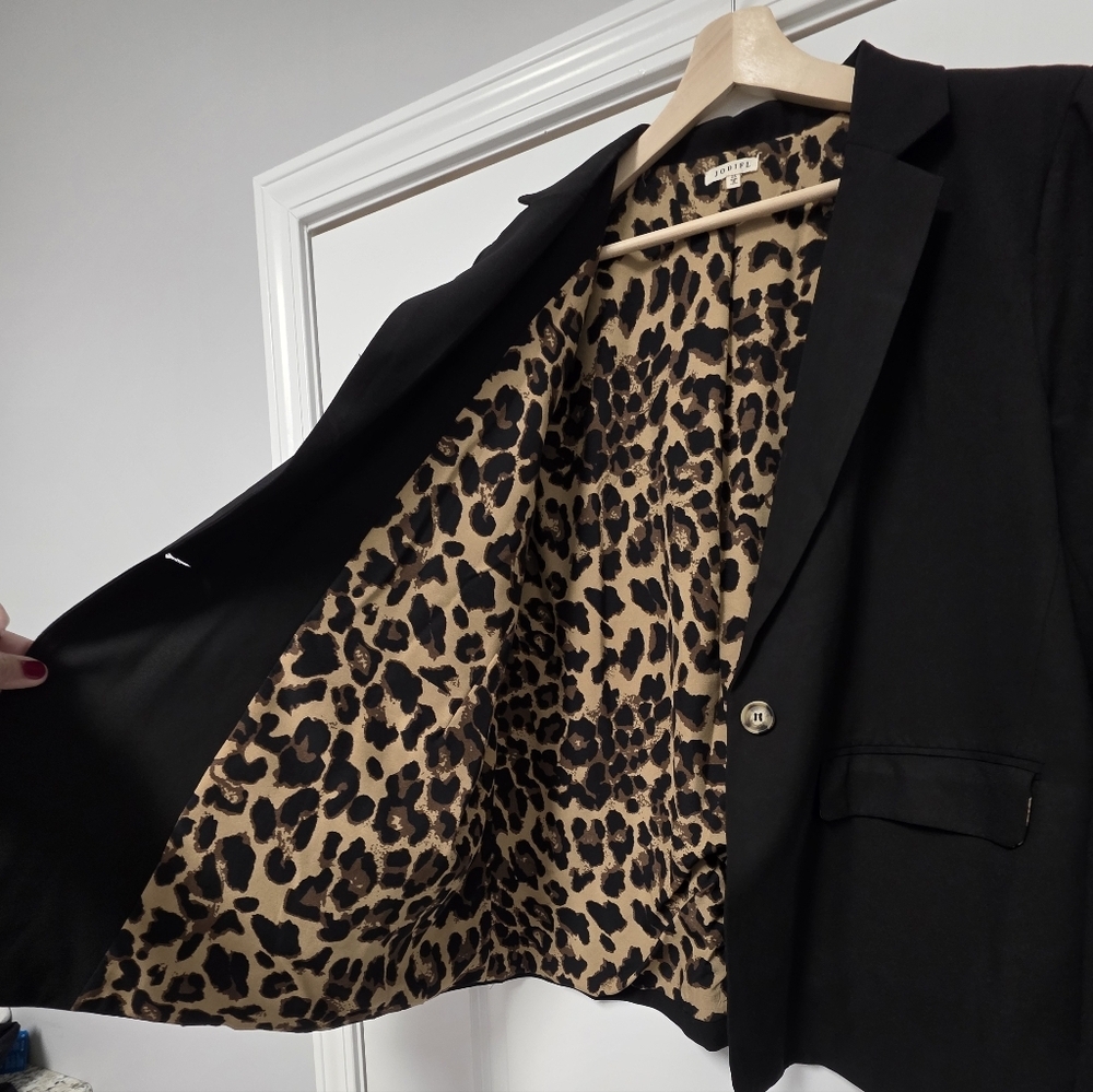 Jodifl Plus Black Blazer Leopard Print Lining Size 2x Roll Sleeve Lepoard Cuff - Picture 5 of 9